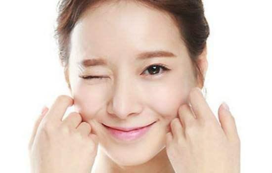 國產眼霜使用對比視頻