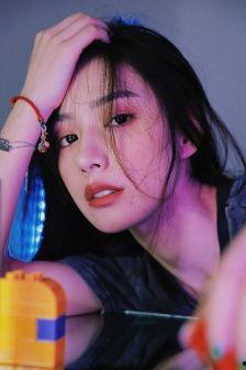 國產(chǎn)女主播視頻在線觀看,在線觀看，感受網(wǎng)絡(luò)直播的魅力